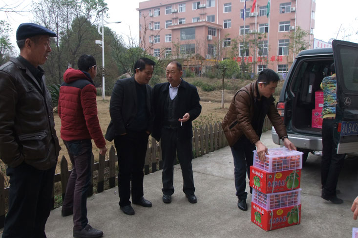 对老人尽一份孝心，给社会添一分和谐