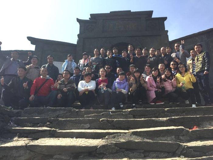 爬山锻炼 ，放飞心情